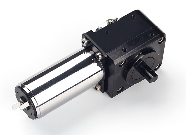 空心杯電機能直接接直流電嗎？